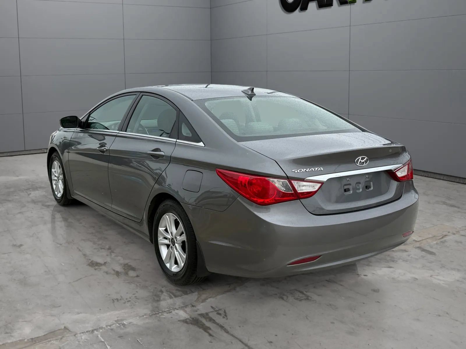 Used 2013 Hyundai Sonata GLS w/ Popular Equipment Pkg FWD image 8