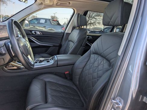 Used 2024 BMW X7 xDrive40i image 25