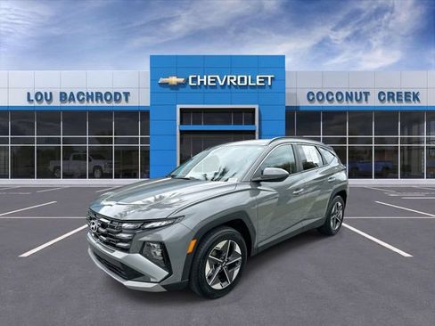 Used 2025 Hyundai Tucson SEL FWD image 4
