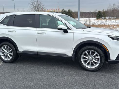 Used 2023 Honda CR-V EX image 3