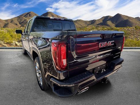 Used 2023 GMC Sierra 1500 Denali w/ Denali Reserve Package AWD/4WD image 7