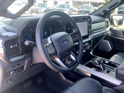 Certified 2025 Ford F150 Platinum w/ Equipment Group 702A High AWD/4WD image 18