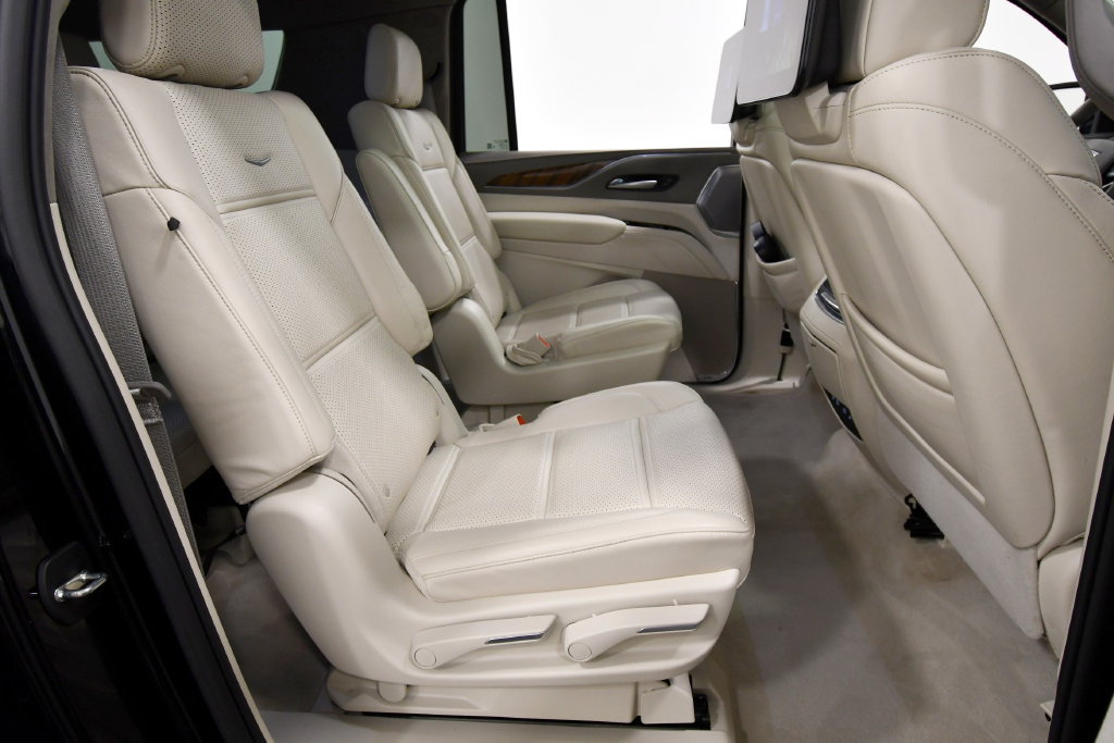 Used 2024 Cadillac Escalade ESV Sport Platinum AWD/4WD image 20