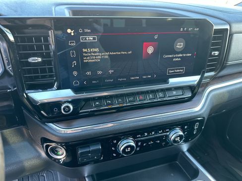 Used 2024 GMC Sierra 1500 SLT w/ SLT Premium Plus Package image 16