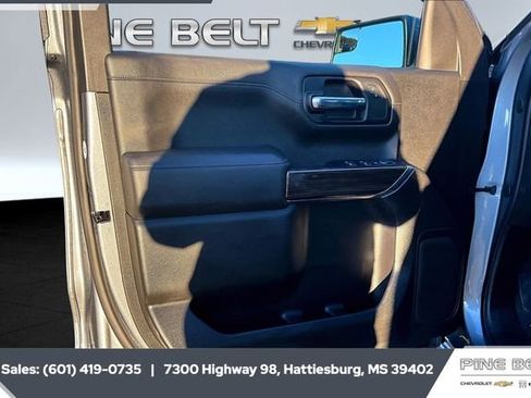 Used 2021 Chevrolet Silverado 1500 RST w/ Z71 Off-Road Package image 17