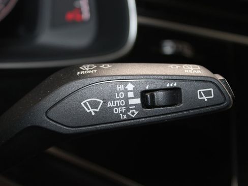 Used 2025 Audi Q7 3.0T Premium Plus AWD/4WD image 37
