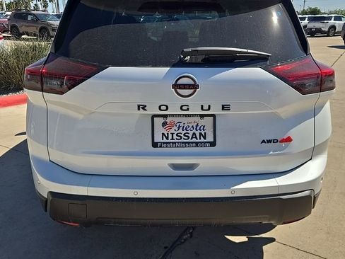 New 2026 Nissan Rogue SV AWD/4WD image 16