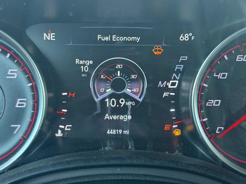 Used 2019 Dodge Charger SXT AWD/4WD image 19