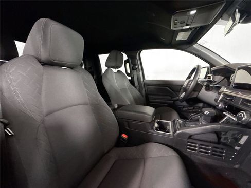 Certified 2025 Toyota Tacoma SR5 image 46