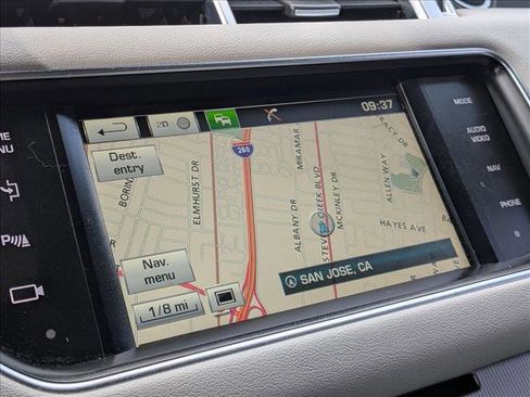 Used 2014 Land Rover Range Rover Sport HSE image 15