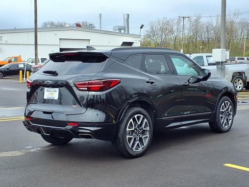 Certified 2023 Chevrolet Blazer RS w/ Enhanced Convenience Package FWD image 2