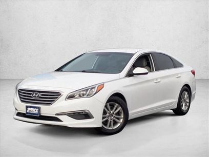 Used 2015 Hyundai Sonata SE w/ Option Group 09