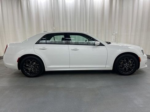 Used 2023 Chrysler 300 Touring L w/ Popular Equipment Group image 7
