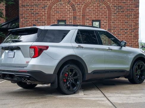 Used 2022 Ford Explorer ST w/ Equipment Group 401A AWD/4WD image 5