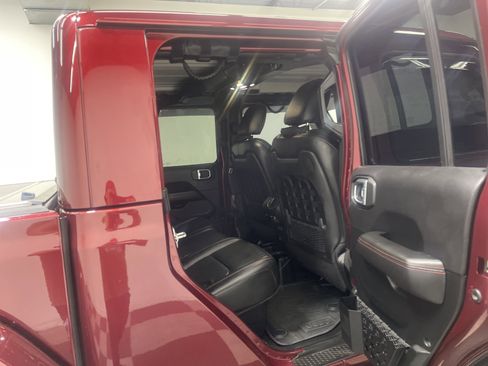 Used 2021 Jeep Gladiator Rubicon image 19