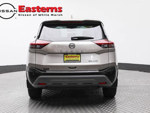 Used 2021 Nissan Rogue SL AWD/4WD image 6