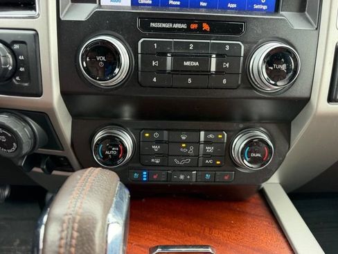 Used 2020 Ford F150 King Ranch w/ Trailer Tow Package AWD/4WD image 13