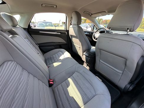 Used 2016 Ford Fusion S image 17