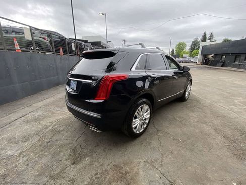 Used 2018 Cadillac XT5 Premium Luxury AWD/4WD image 6