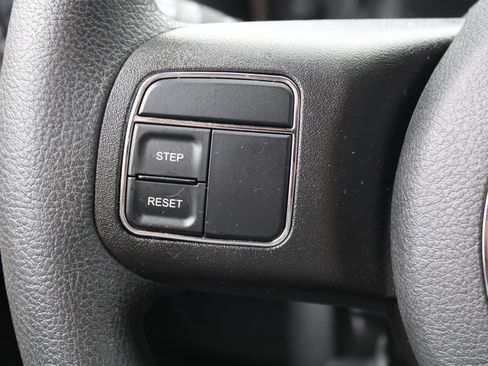Used 2014 Jeep Compass Sport AWD/4WD image 17