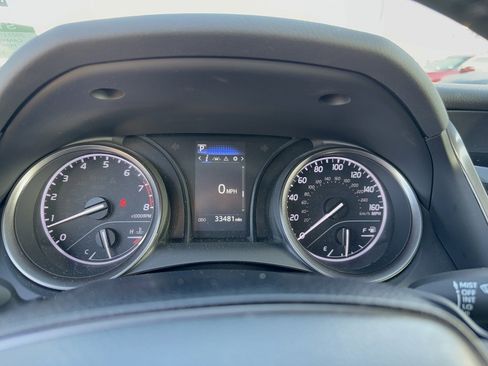 Used 2023 Toyota Camry SE image 16