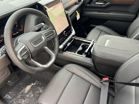 New 2026 GMC Yukon XL Denali w/ Sun & Power Step Package image 7