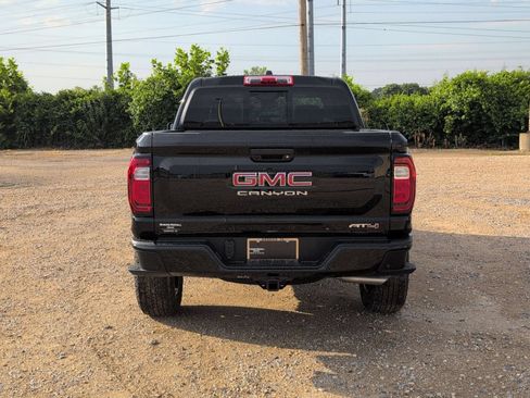 New 2026 GMC Canyon AT4 AWD/4WD image 5