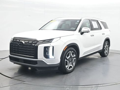 Used 2024 Hyundai Palisade Limited FWD image 1