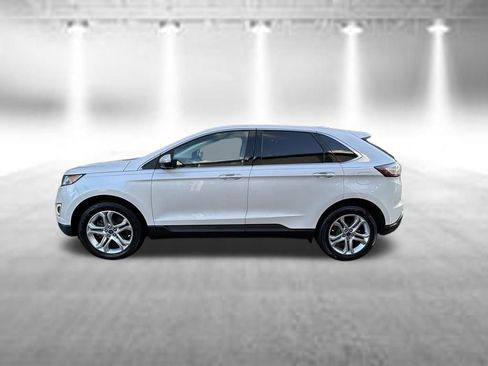Used 2018 Ford Edge Titanium w/ Equipment Group 302A AWD/4WD image 8