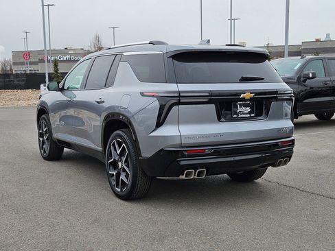 New 2026 Chevrolet Traverse High Country w/ LPO, Floor Liner Package AWD/4WD image 7