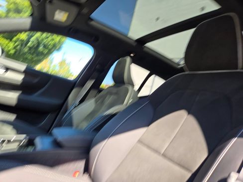 Certified 2023 Volvo XC40 Recharge Ultimate AWD/4WD image 22
