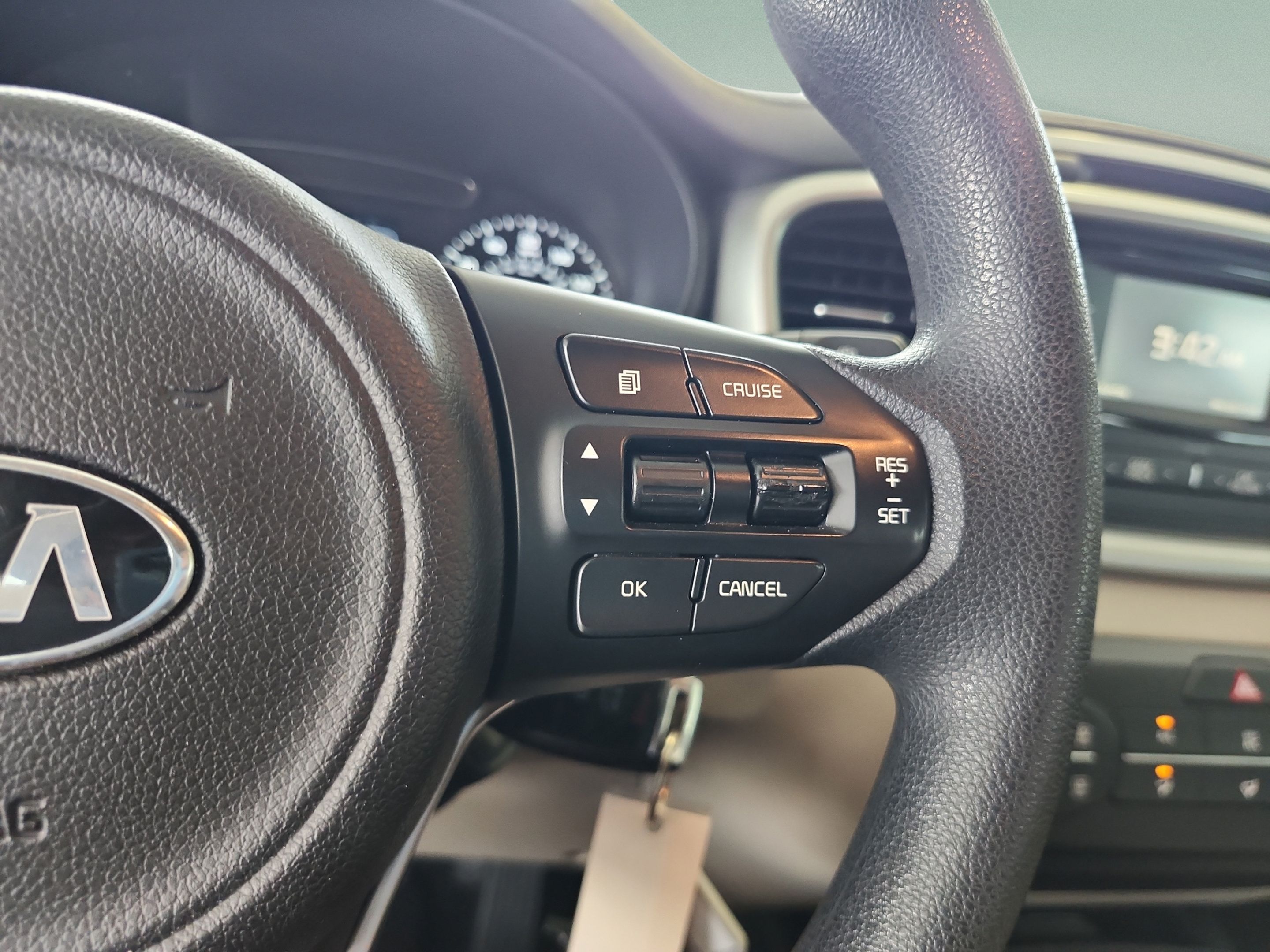 Used 2016 Kia Sorento FWD image 26