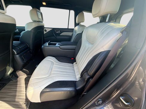 Used 2019 INFINITI QX80 Limited AWD/4WD image 22