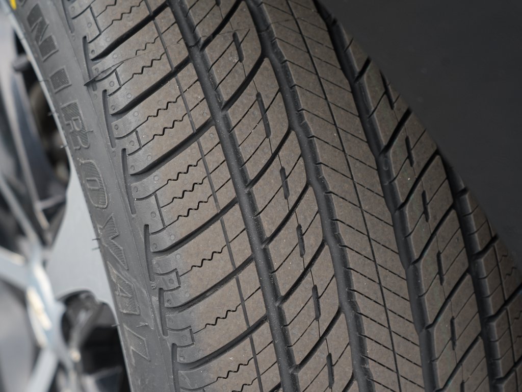 Certified 2020 Chevrolet Equinox LT AWD/4WD image 36