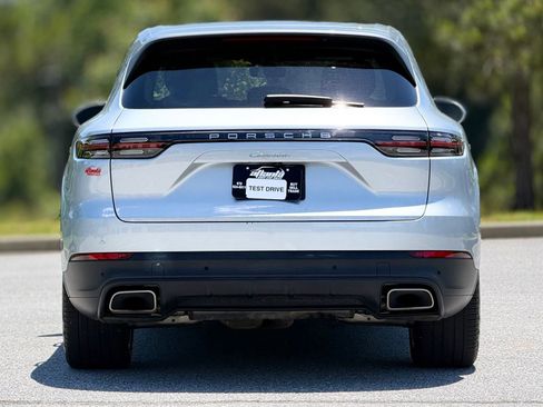 Used 2020 Porsche Cayenne AWD/4WD image 6