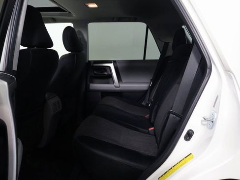 Used 2011 Toyota 4Runner SR5 w/ Convenience Pkg image 11