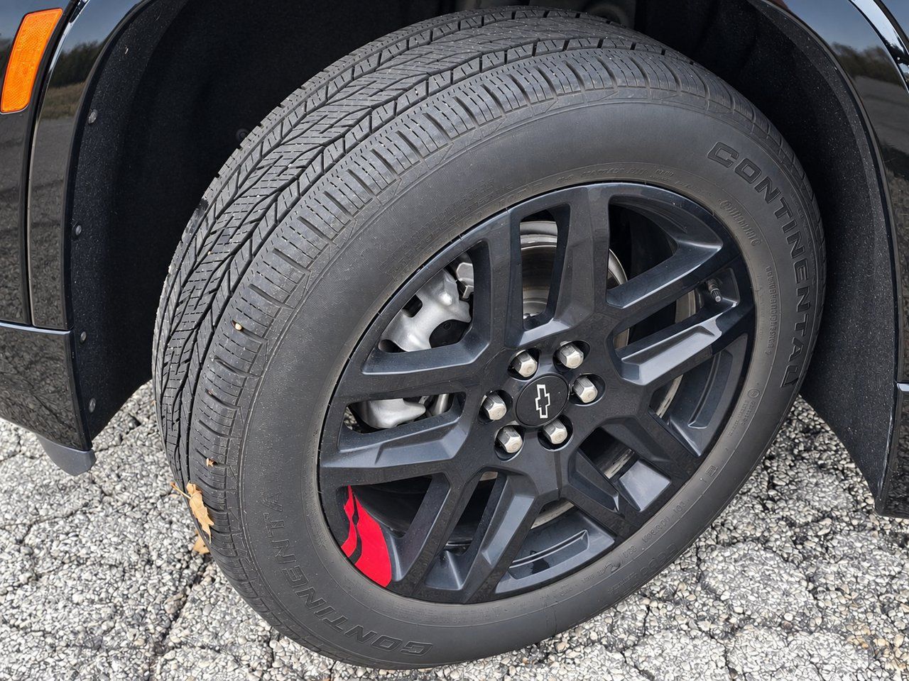 Used 2022 Chevrolet Traverse Premier w/ Redline Edition AWD/4WD image 12