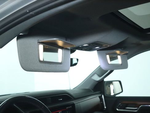 Used 2023 GMC Sierra 1500 Denali w/ Technology Package AWD/4WD image 19