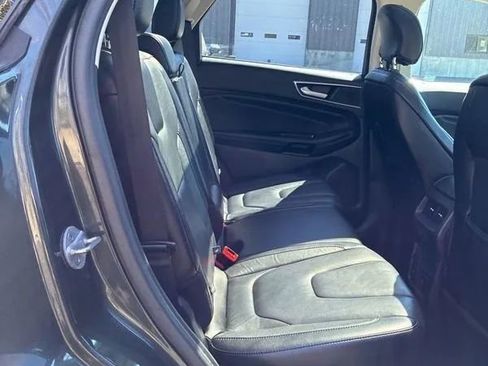 Used 2015 Ford Edge Titanium w/ Equipment Group 301A AWD/4WD image 23