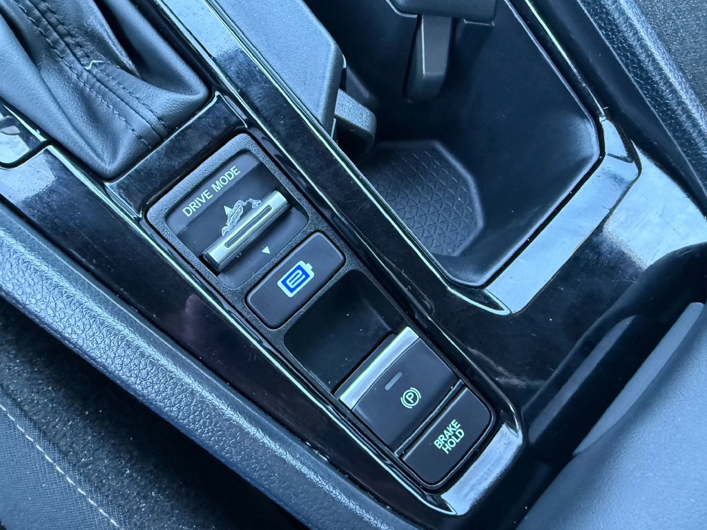 Certified 2025 Honda Accord Sport image 18
