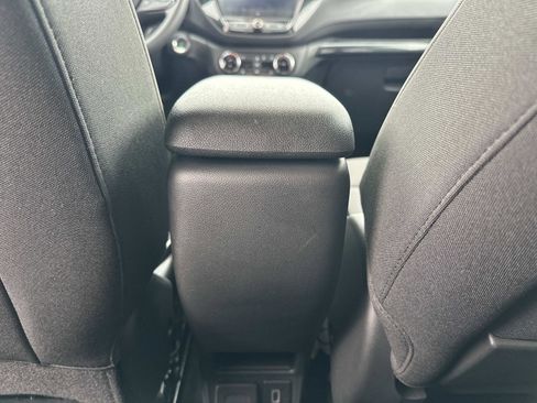 Certified 2023 Chevrolet TrailBlazer LT w/ Convenience Package image 13