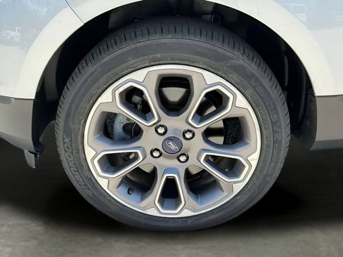 Used 2018 Ford EcoSport Titanium FWD image 36