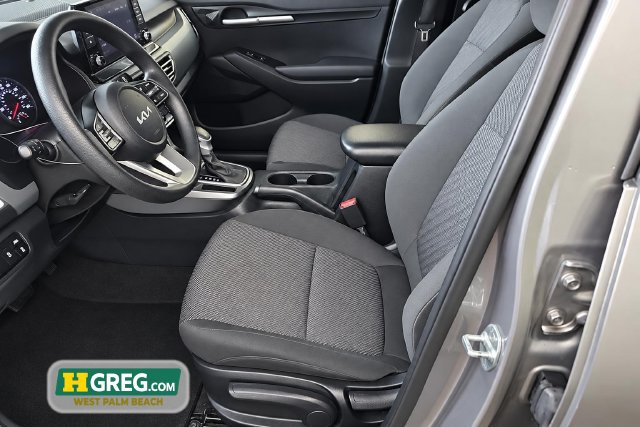 Used 2023 Kia Seltos LX AWD/4WD image 10