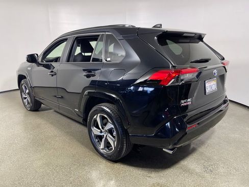 Certified 2023 Toyota RAV4 SE image 5