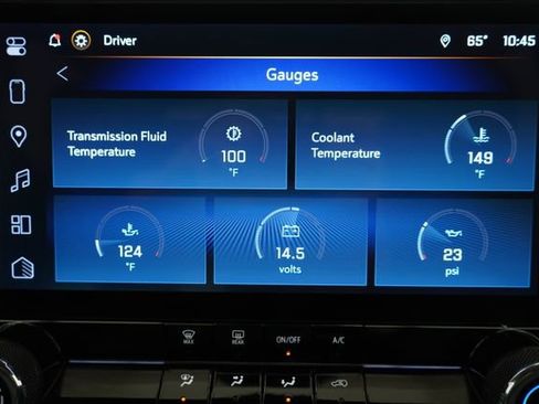 Used 2025 Chevrolet Colorado W/T AWD/4WD image 32
