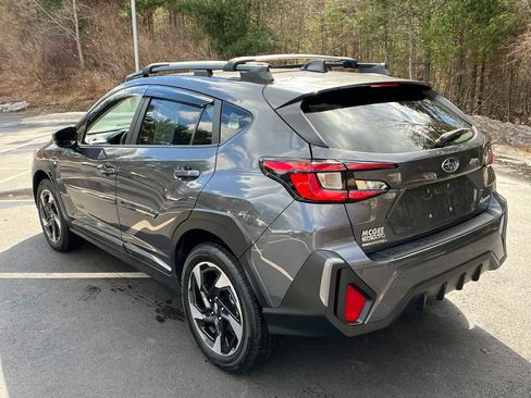 Used 2024 Subaru Crosstrek 2.5i Limited image 3