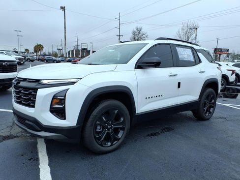 New 2026 Chevrolet Equinox LT w/ Convenience Package II image 8