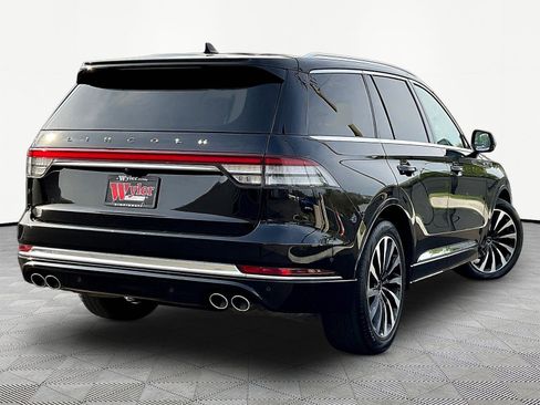 Used 2023 Lincoln Aviator Black Label Grand Touring AWD/4WD image 6