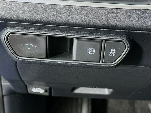 Used 2025 Kia K4 FWD image 17