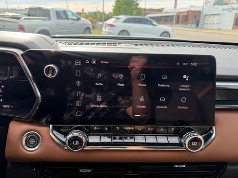 Used 2023 GMC Canyon AT4 w/ AT4 Premium Package AWD/4WD image 22